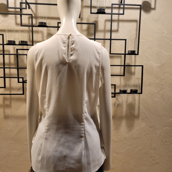Cream Front Layered Ruffeled Blouse - Picture 5 of 7